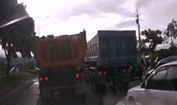 假期高速行駛攻略，看一遍絕對(duì)平安！