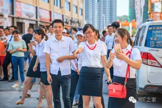 天嬌汽車文化節(jié)-一個(gè)可以吃喝玩樂(lè)的汽車節(jié)！