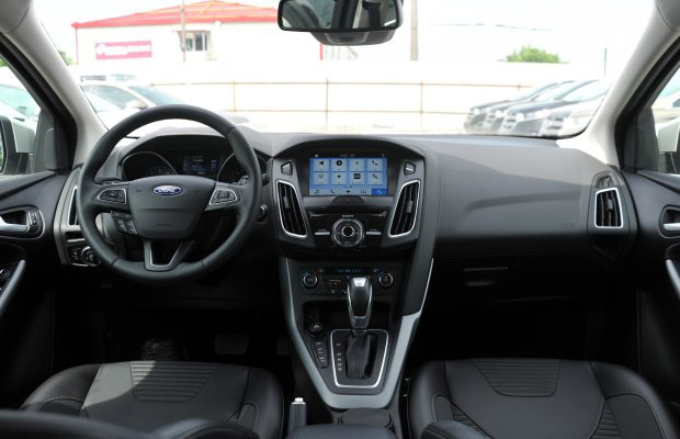 天嬌集團(tuán)圖說新款福克斯運(yùn)動型[新增CarPlay功能]