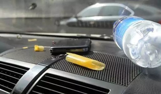 【天嬌用車學】暴曬后的汽車究竟有多毒？超乎你想象