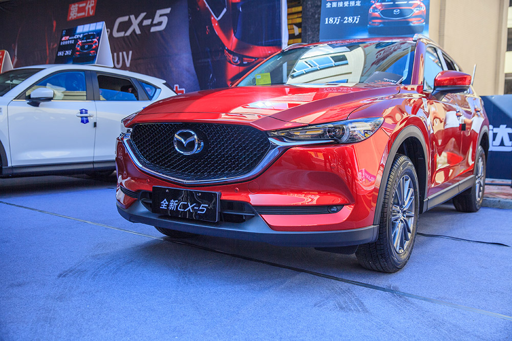 【車展第一天】遇到那個TA，放棄蘋果8......