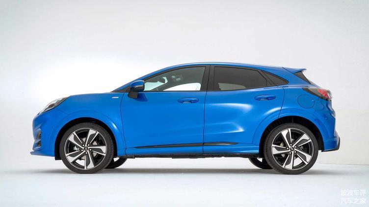 福特發(fā)布PUMA小型SUV官圖，歐式風(fēng)格，造型很有柔和感