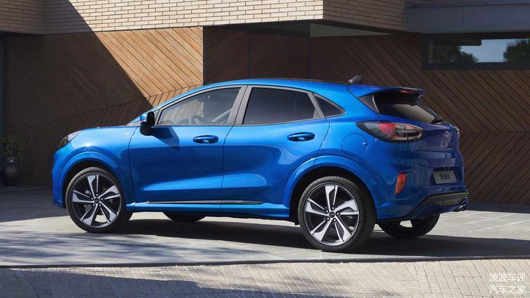 福特發(fā)布PUMA小型SUV官圖，歐式風(fēng)格，造型很有柔和感