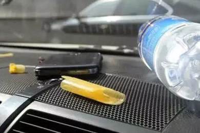 【天嬌用車學(xué)】暴曬后的汽車究竟有多毒？超乎你想象