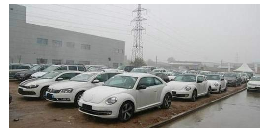 白色的車有這么多缺點(diǎn)！為什么近25%的車主還買它？