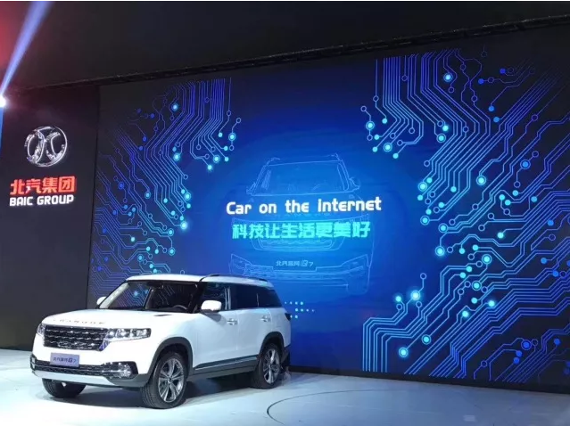 男同胞們，當(dāng)女同事上班不再化妝時(shí)，你要小心了…嘿嘿嘿