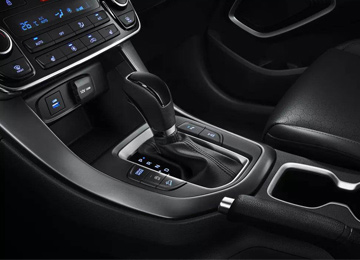 汽車檔位上的“＋”與“－”該怎么用？