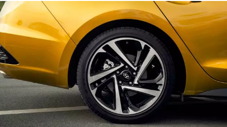 【愛(ài)車(chē)保養(yǎng)】為什么夏季更容易爆胎？