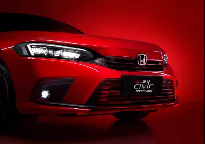 媒體說思域 | 如果有什么能證明我們的青春有處安放，那第十一代思域一定算一個