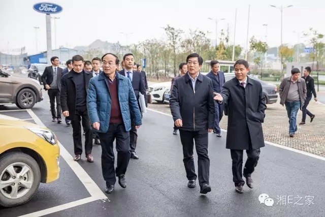 邵陽副市長(zhǎng)周國利現(xiàn)場(chǎng)調(diào)度天嬌國際汽車城項(xiàng)目建設(shè)