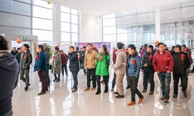 精英齊歡聚天嬌國際汽車城，瑞雪兆豐年！